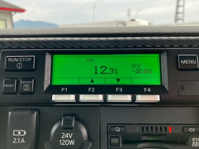 冷凍機は、-30℃設定(低温仕様) 4.4℃スタート 2Hで-28.5℃確認済みです。|日野 レンジャー 2KG-FD2ABG(2WD)の写真28