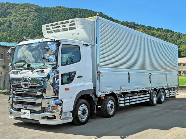 フロント周り、メッキパーツで飾っています。|日野 プロフィア 2DG-FW1AHCの写真1
