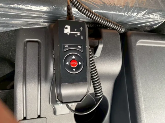 エアサスコントローラ|三菱 ファイター 2KG-FK65F(2WD)の写真17