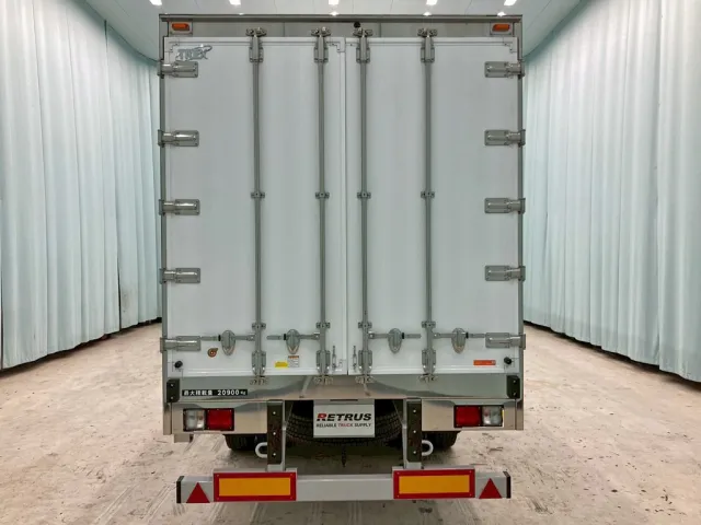 リヤ蝶番・ハンマーロック・キャッチはステンレス製です。|トレクス  PFN24103の写真9