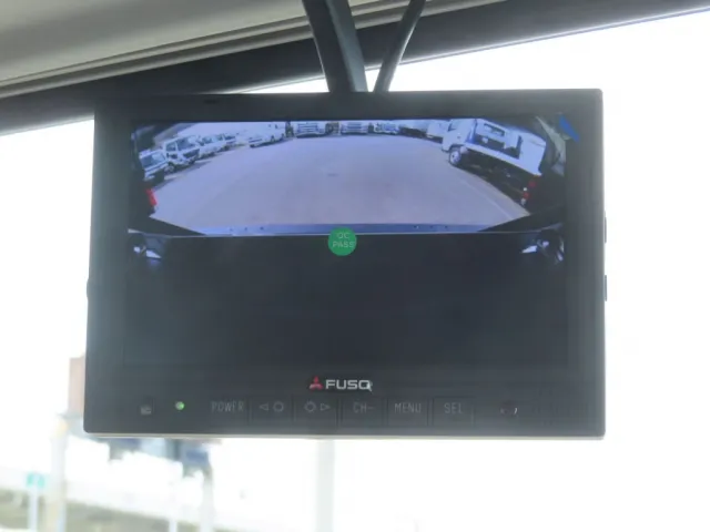 液晶バックモニター付きです。|三菱 スーパーグレート 2PG-FV80VZの写真16