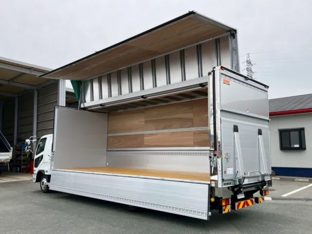 三菱 ファイター 2KG-FK65F(2WD)の写真3