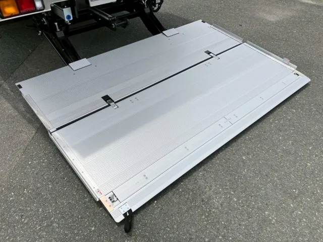 ゲートステージの状態です。|三菱 ファイター 2KG-FK65F(2WD)の写真13