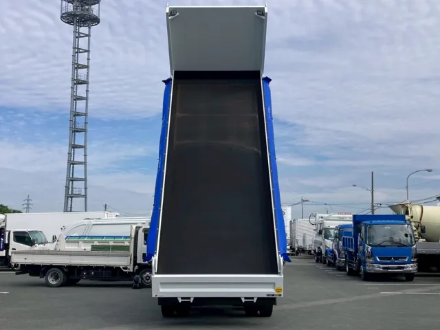 床は鉄板です。|三菱 スーパーグレート 2PG-FV80VYの写真8