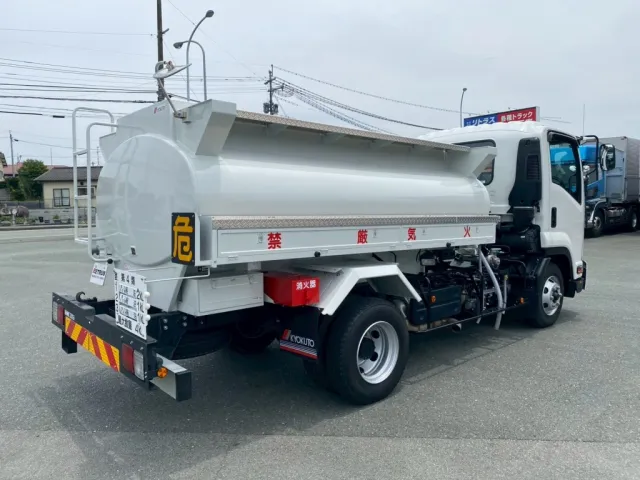 いすゞ フォワード 2RG-FRR90S1(2WD)の写真3