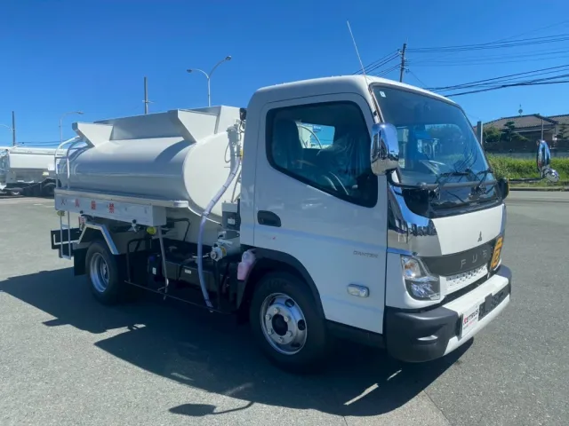 三菱 キャンター 2PG-FEB90(2WD)の写真2