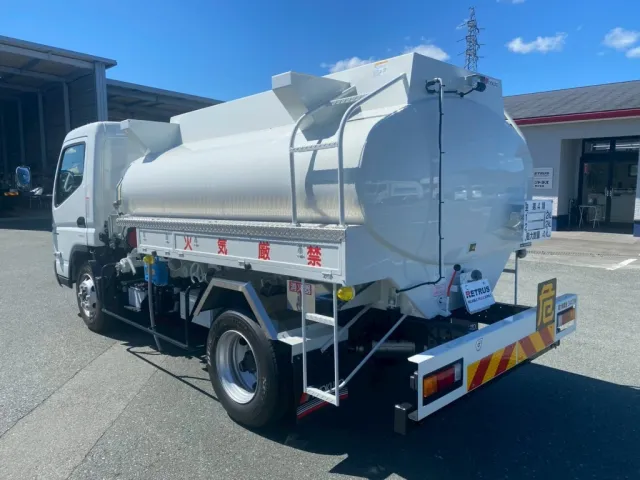 三菱 キャンター 2PG-FEB90(2WD)の写真4