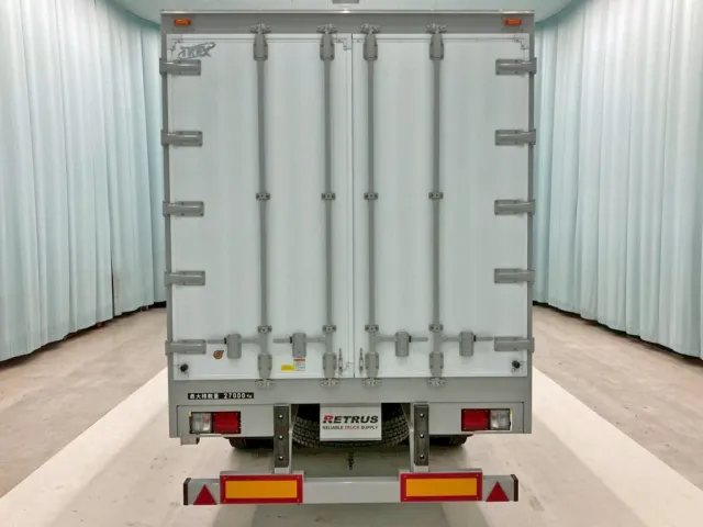 リヤ周りの状態です。|トレクス  PFB34118改の写真9