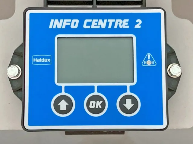 モニター付きです。|トレクス  PFB34118改の写真15