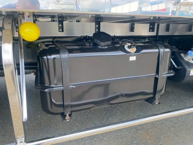 燃料タンクは200Lです|三菱 ファイター 2KG-FK65F(2WD)の写真13