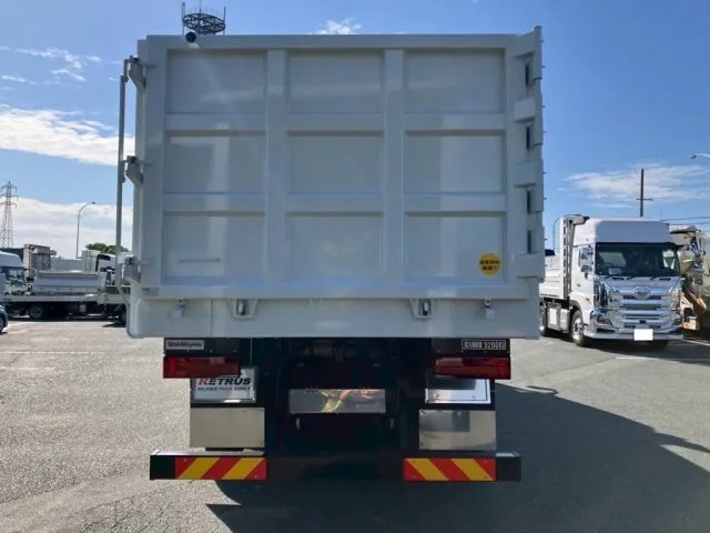 リヤ周りの状態です。|三菱 スーパーグレート 2PG-FV80VYの写真15