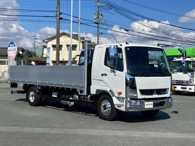 ホイールはアルミ製です。|三菱 ファイター 2KG-FK65F(2WD)の写真2