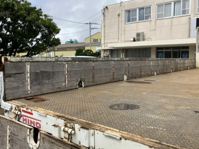 助手席側アオリ内側の状態です。|日野 レンジャー LDG-GK8JRAAの写真31