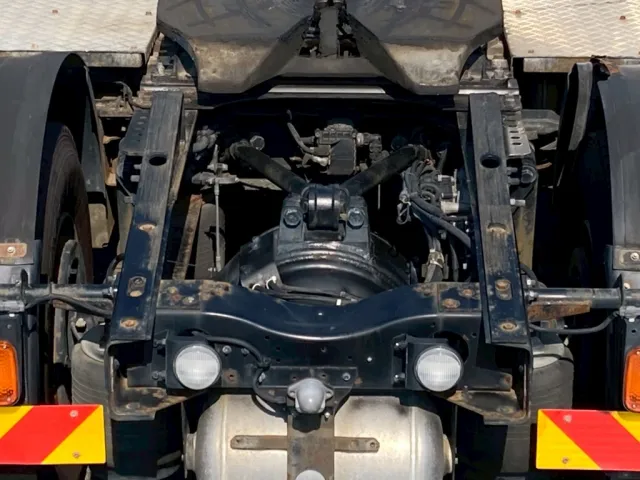 クロスメンバー周辺|UDトラックス クオン QKG-GK6XADの写真9