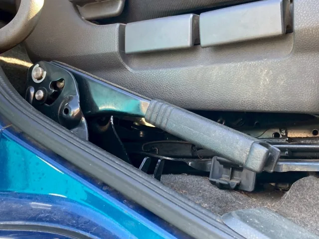 ダンプレバーが付いてます。|UDトラックス クオン QKG-GK6XADの写真31