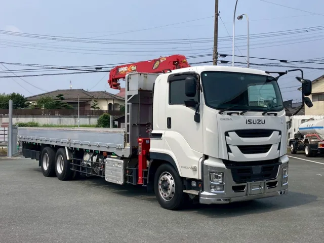 2|いすゞ ギガ 2PG-CYM77Cの写真2