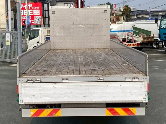 9|いすゞ ギガ 2PG-CYM77Cの写真9