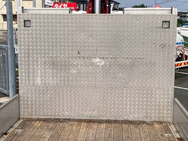 11|いすゞ ギガ 2PG-CYM77Cの写真11