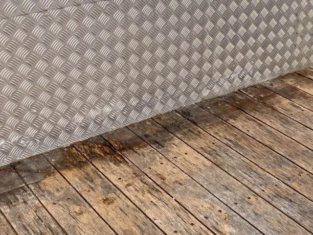 12|いすゞ ギガ 2PG-CYM77Cの写真12