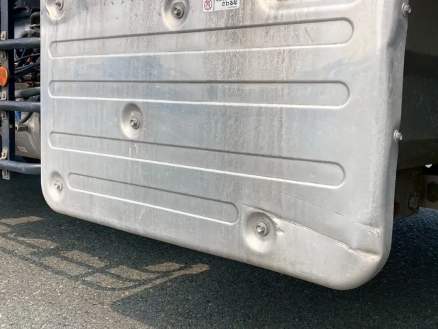 21|いすゞ ギガ 2PG-CYM77Cの写真21