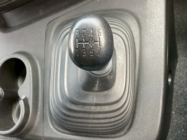 34|いすゞ ギガ 2PG-CYM77Cの写真34