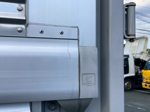 ウイング後端にすり傷が有ります|日野 レンジャー 2PG-FD2ABG(2WD)の写真20