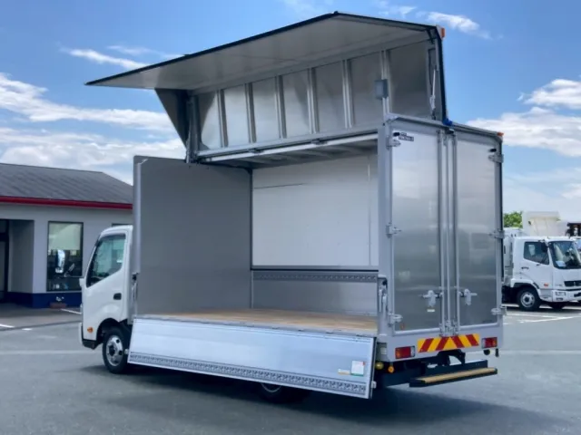 日野 デュトロ 2RG-XZU712M(2WD)の写真3