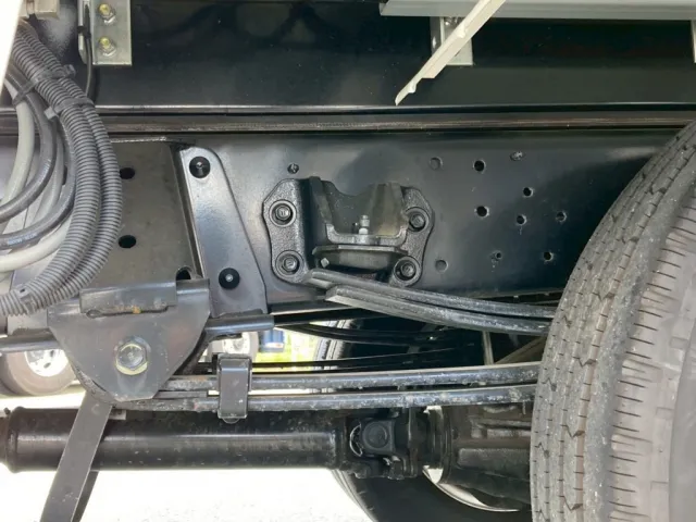 リアスプリング廻り|日野 デュトロ 2RG-XZU712M(2WD)の写真9