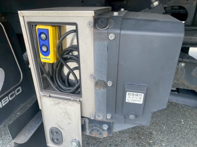 パワーゲートスイッチ|いすゞ フォワード 2RG-FRR90T2(2WD)の写真12