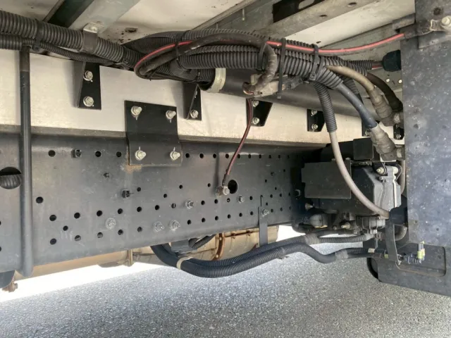 シャシとネタ組の状態|いすゞ フォワード 2RG-FRR90T2(2WD)の写真17