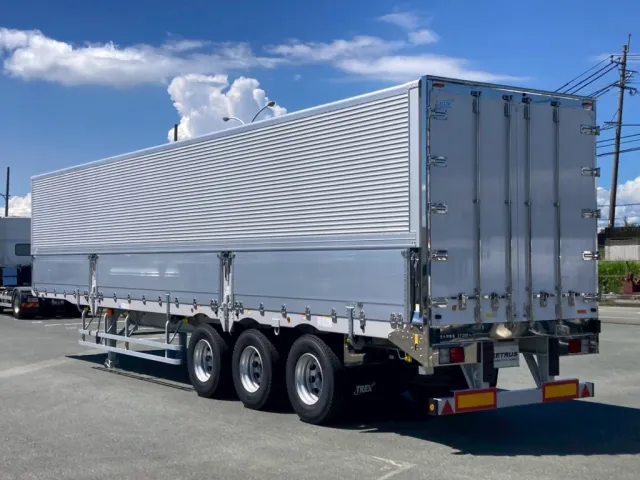 3軸リフト付きです|トレクス PFB34118の写真1