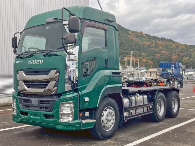 いすゞ ギガ QDG-EXZ52BJの写真2