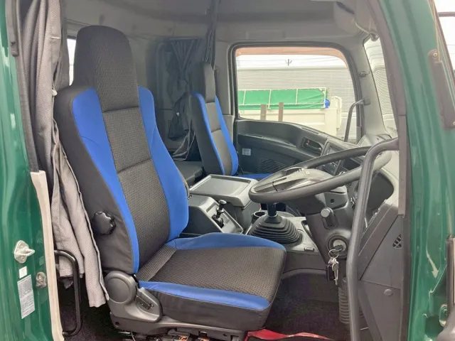 ハイルーフキャビンです。|いすゞ ギガ QDG-EXZ52BJの写真16