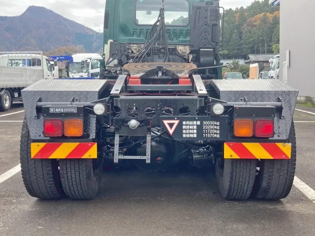 リヤ周りの状態です。|いすゞ ギガ QDG-EXZ52BJの写真33