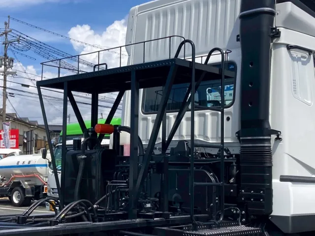 つい立付きです。|三菱 スーパーグレート 2PG-FV80VYの写真8