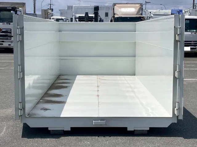 ボディー内の状態|新明和  アームロール箱の写真7