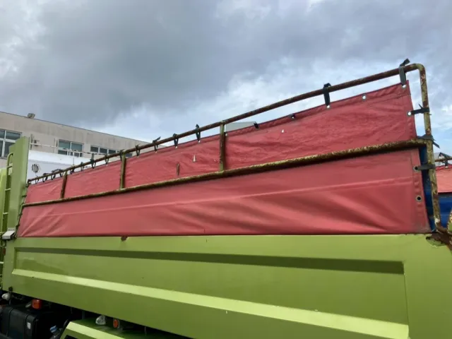 助手席側コボレーンの状態です。(骨組みにサビがあります)|三菱 スーパーグレート QKG-FV50VXの写真28