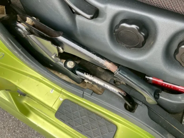 ダンプレバーです。|三菱 スーパーグレート QKG-FV50VXの写真49