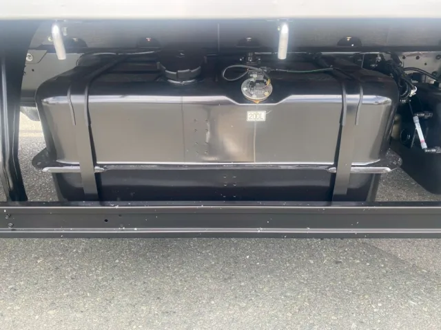 燃料タンクは200Lです|三菱 ファイター 2KG-FK65F(2WD)の写真10