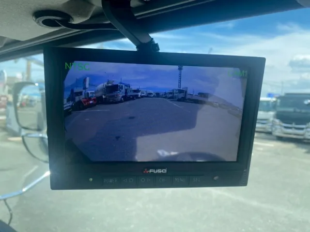 バックモニター|三菱 ファイター 2KG-FK65F(2WD)の写真18