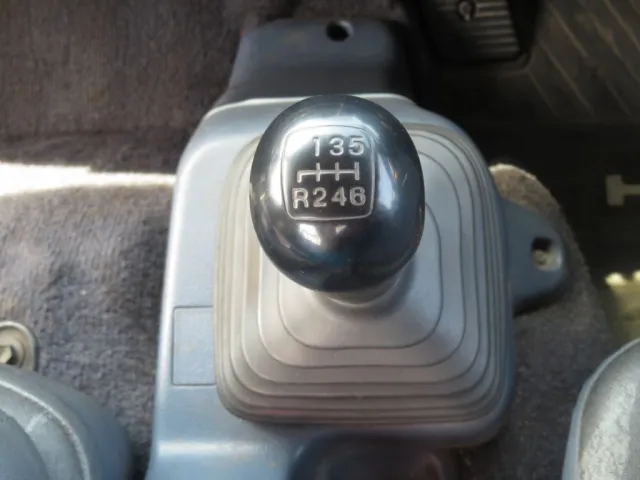 MT6速です。|日野 レンジャー BKG-FC7JKYA(2WD)の写真22