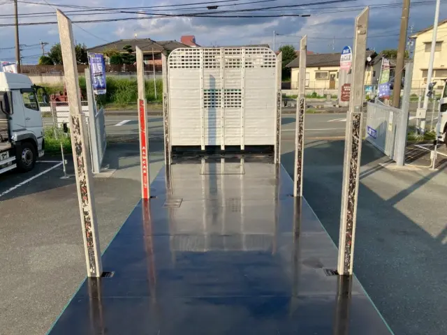 ボディーの状態|日野 プロフィア QPG-FS1EWEAの写真5