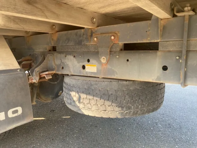 シャシとネタ組みの状態|日野 レンジャー QKG-FE7JLAAの写真8