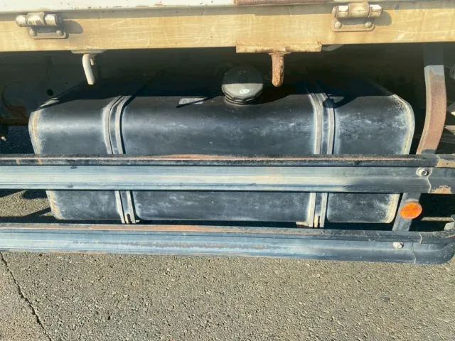 燃料タンクは200Lです|日野 レンジャー QKG-FE7JLAAの写真9