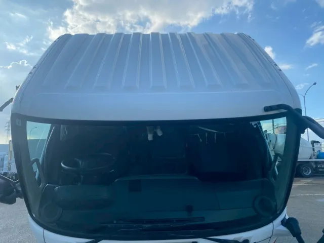 キャブ天井の状態|日野 レンジャー QKG-FE7JLAAの写真31