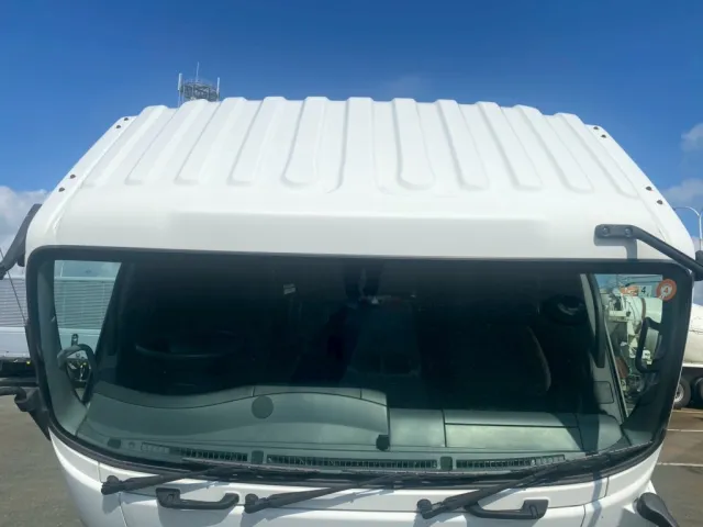 キャブ天井の状態|いすゞ フォワード SKG-FRR90T2(2WD)の写真21