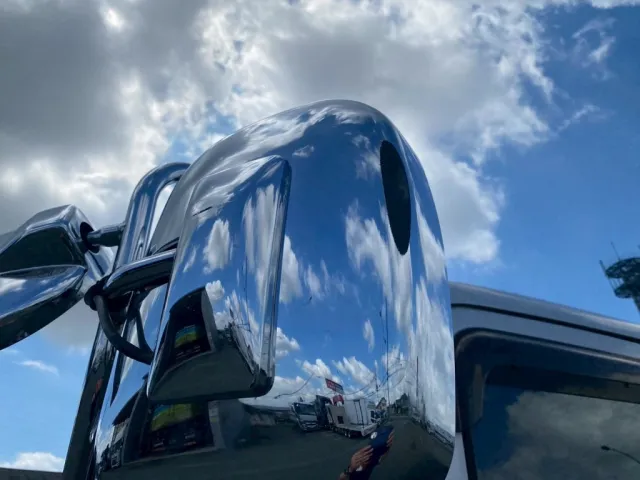 左メッキミラーカバーにスリ削れがあります|日野 レンジャー TKG-FD7JLAA(2WD)の写真38