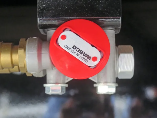 駐車ブレーキです。|トレクス  PLR330AGの写真22