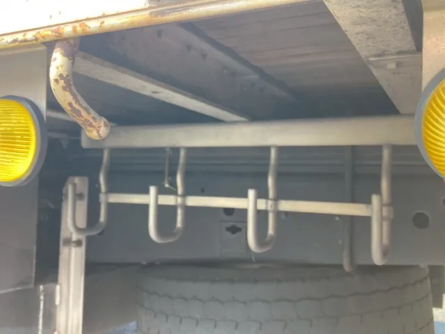 フレームの状態|日野 プロフィア QKG-FW1EXBGの写真13