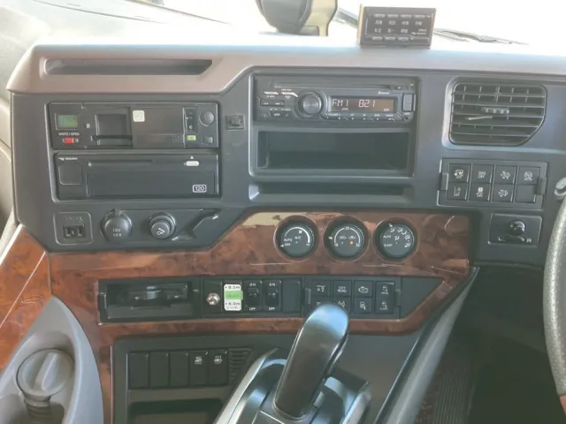 インパネ廻り|UDトラックス クオン 2PG-CD5CLの写真10